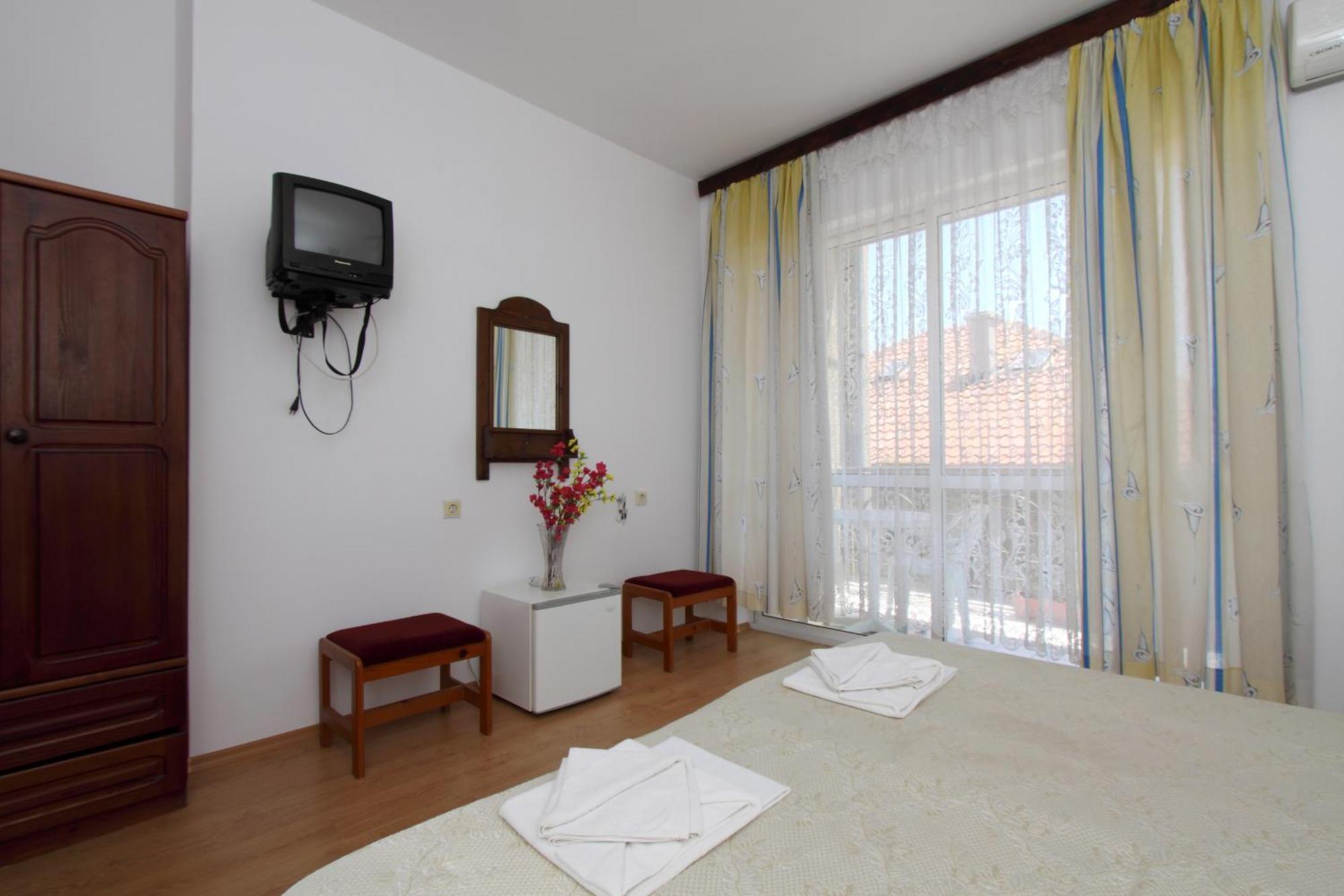 Family Hotel Verona Sozopol Zewnętrze zdjęcie