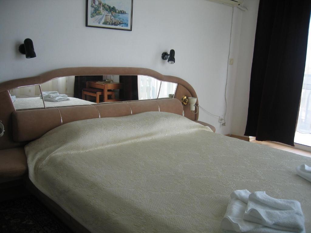 Family Hotel Verona Sozopol Zewnętrze zdjęcie